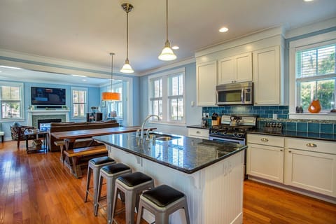 The spacious island is perfect for meal prep, casual dining and great conversations