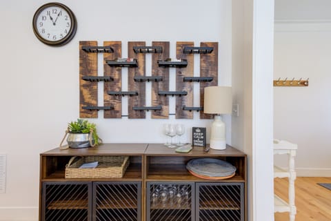 Hook Wine and Sinker