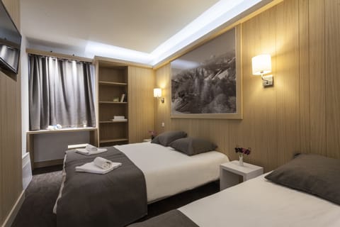 In-room safe, free cribs/infant beds, free WiFi, bed sheets