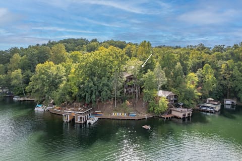 Welcome to White Oak Point!