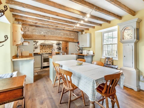 Dining room | Maclaren House, Thornton