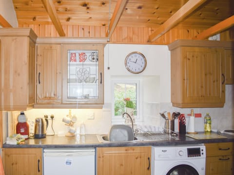 Kitchen | The Cottage, Braes