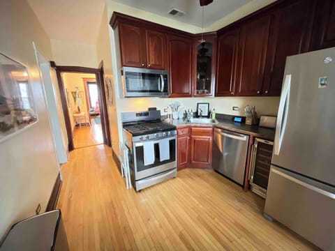 A9c2a9b4 34c1 4035 927d 31ce6a374f25