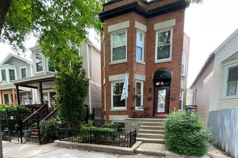 2d79c6b8 fd30 4666 af1f ab7e62c2318a