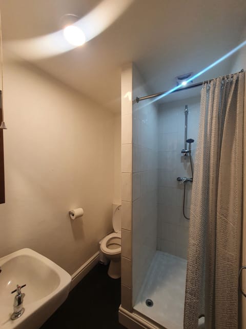 Double Room | Bathroom