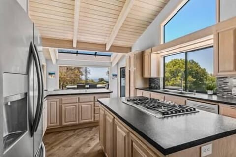 496f5086 e94d 4ed3 b02f 4541768322d0