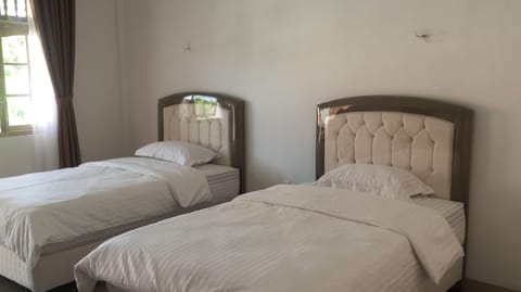 Superior Twin Room | Free WiFi