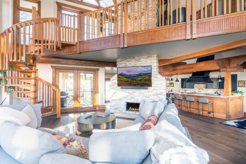 2.1-plaza-tower-mountain-village-living-room2-edit