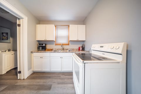 I know, weird place for a stove, but the kitchens in older homes are small :)