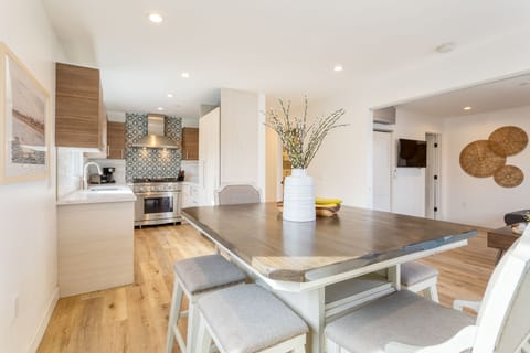Dining area and kitchen (Unit B).