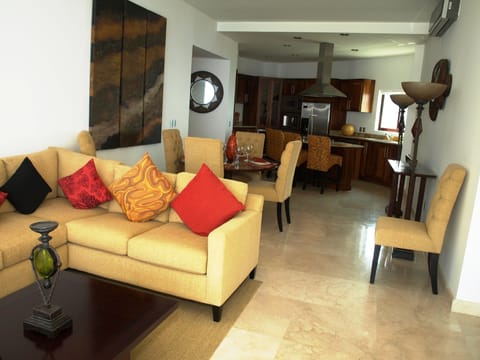 Suite, 1 Bedroom | Living room | 40-inch flat-screen TV with satellite channels, TV