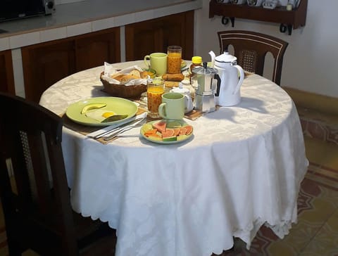 Daily continental breakfast (USD 5 per person)