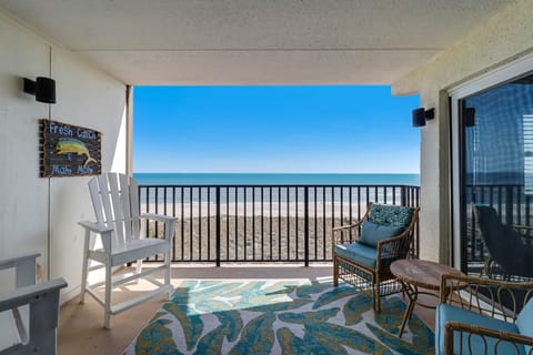 Condo, 2 Bedrooms | Terrace/patio