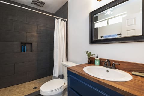 House, 3 Bedrooms | Bathroom | Towels