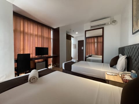 Premier Room | Free WiFi, bed sheets