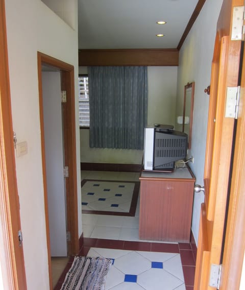 Standard Double Room with Fan | Room amenity