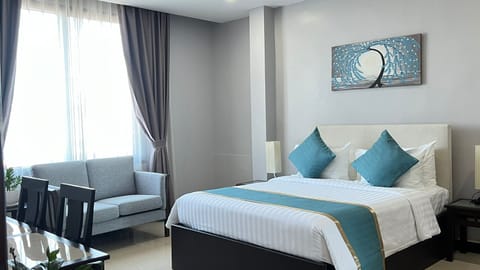 Deluxe Double Room | Premium bedding, in-room safe, desk, free WiFi