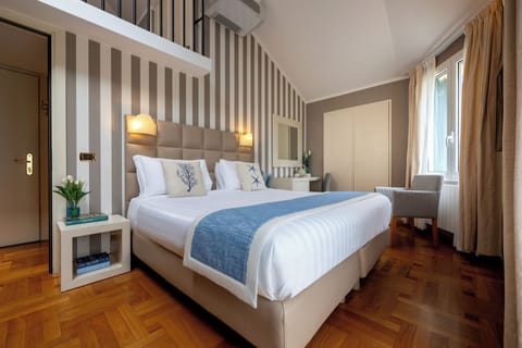 Junior Studio Suite | Premium bedding, minibar, in-room safe, desk