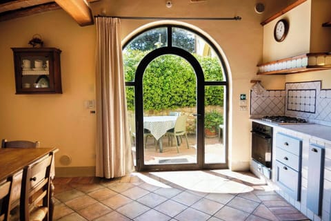 ddadb409-3930-47d8-87d3-03f075bf726c