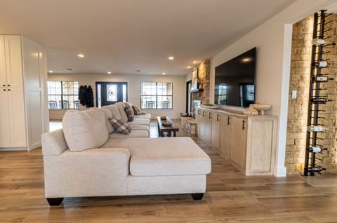 Family Room with 16+' couch