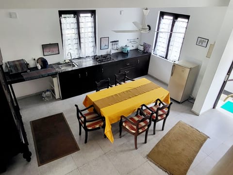 Villa, 3 Bedrooms, Private Pool, Garden View | Dining