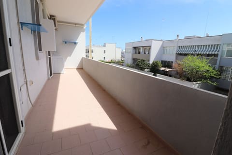 House, 2 Bedrooms, Balcony, City View | Property grounds