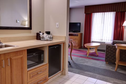 In-room safe, desk, iron/ironing board, free WiFi