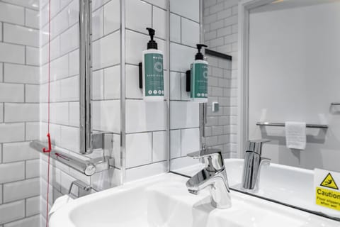 Accessible Double Room without Window | Bathroom | Shower, eco-friendly toiletries, hair dryer, towels