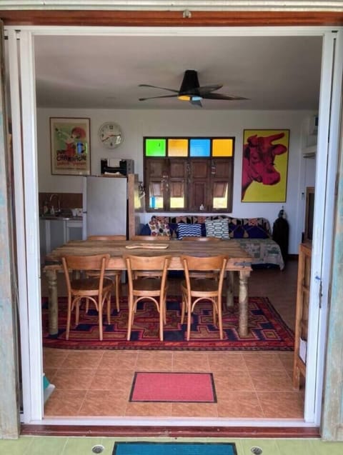 Inside dining table for six