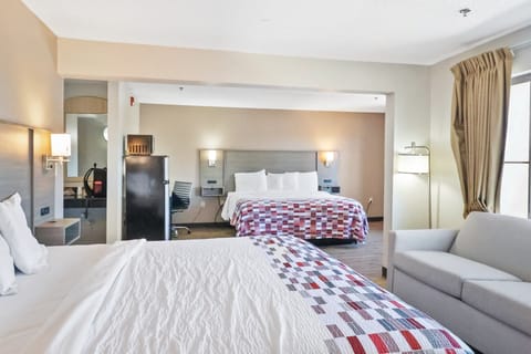 Suite, Non Smoking (2 king beds) | Desk, free WiFi, bed sheets