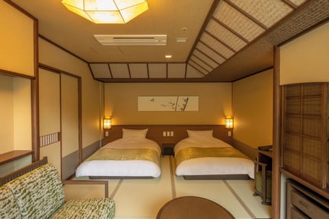 Twin Room 36sq, Non Smoking, Road side, with Hot Spring Bath | In-room safe, free WiFi, bed sheets