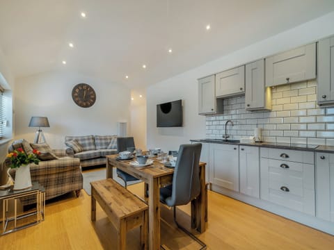 Interior | The Cottage, Upper Midhope