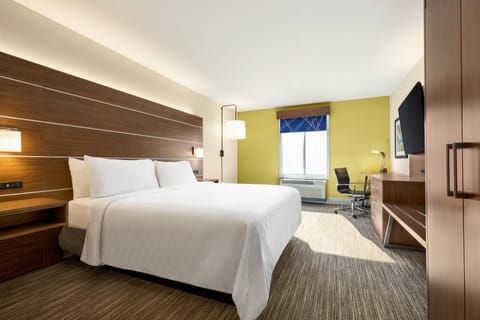 Standard Room, 1 King Bed (LEISURE) | Premium bedding, in-room safe, desk, blackout drapes