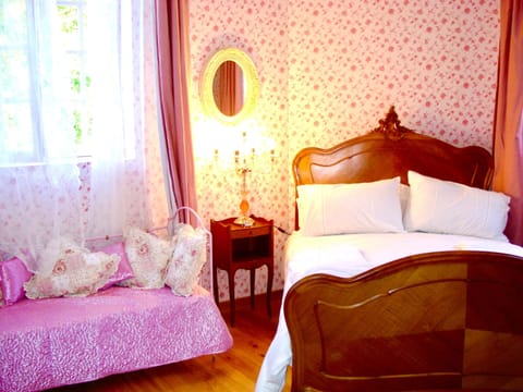 West Wing first floor bedroom