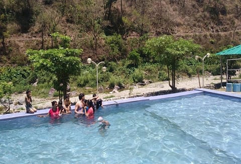 Pool waterfall