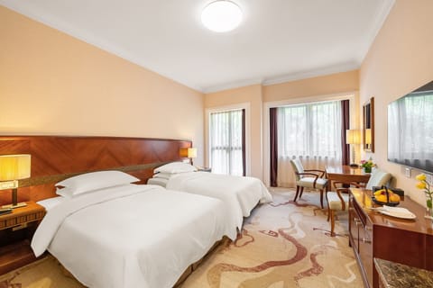 Standard Room | Premium bedding, Select Comfort beds, minibar, in-room safe