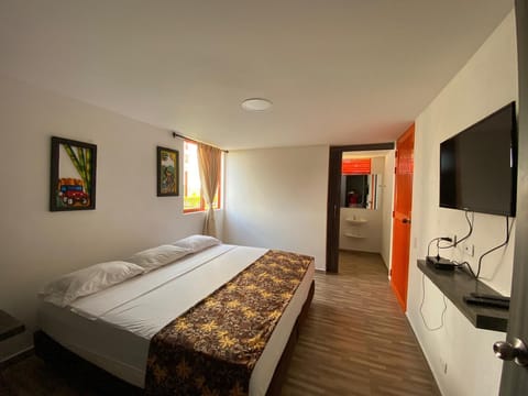 Standard Double or Twin Room | Minibar, free WiFi, bed sheets