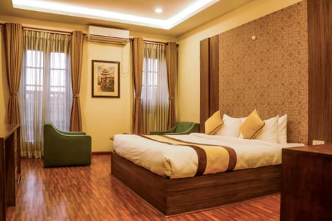 Deluxe Double Room | Premium bedding, minibar, free WiFi, bed sheets