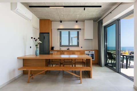 Fully equipped kitchen ensures a self-catered holiday