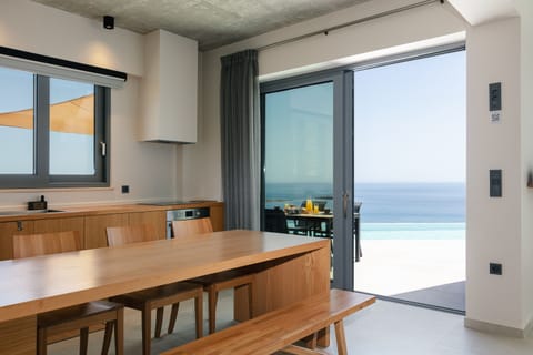 The dining table comfortably seating up to 6 guests