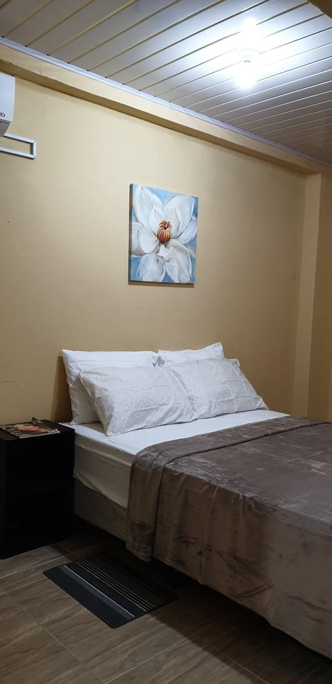 Classic Room | Iron/ironing board, free WiFi, bed sheets