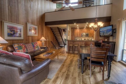 Condo, 4 Bedrooms | Living area