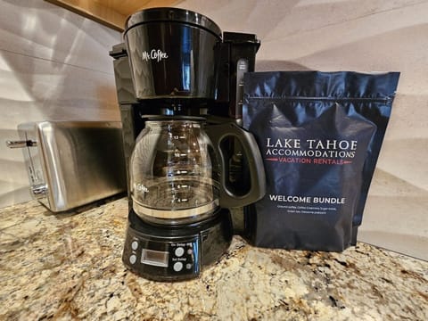 Condo, 4 Bedrooms | Coffee and/or coffee maker