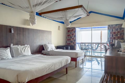 Superior Room, Balcony, Ocean View | Desk, free cribs/infant beds, free WiFi, bed sheets