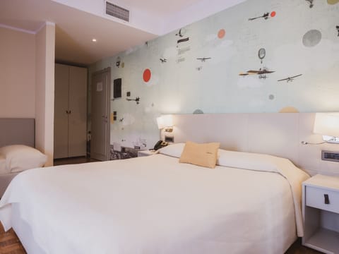 Junior Villa (suite) | Premium bedding, minibar, in-room safe, individually decorated