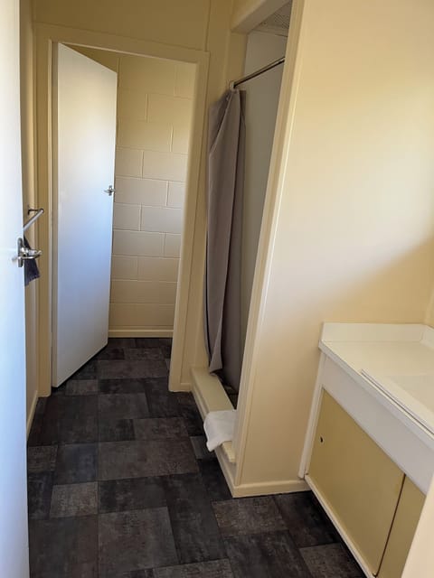 Apartment, 1 Bedroom | Bathroom | Towels