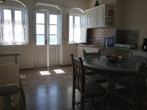 Apartment Caldera View Share Jetted Tub | Living area | 30-inch flat-screen TV with digital channels, TV