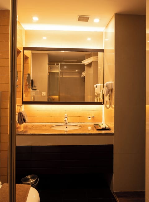 Suite | Bathroom | Hair dryer, bathrobes, towels