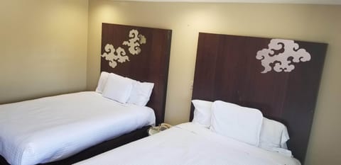 Family Double Room, 2 Queen Beds | Individually furnished, laptop workspace, free WiFi, bed sheets