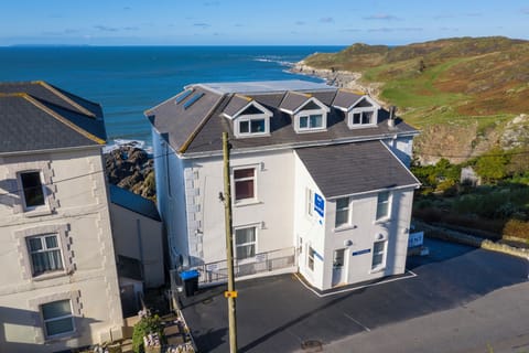 The BnB - The apartment is on the top floor of our BnB